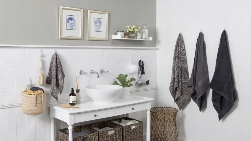 haczyki-samoprzylepne-3m-2szt-command-white-medium-biale