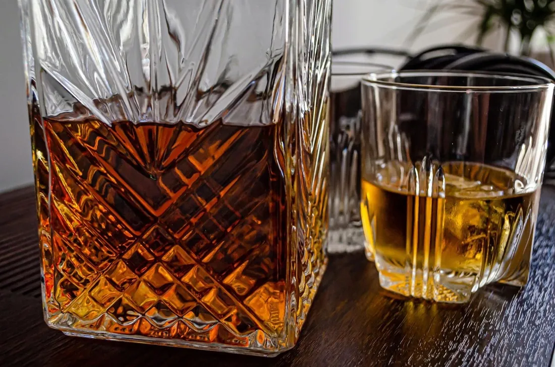 bormioli-rocco-selecta-zestaw-do-whisky-stan-nowy
