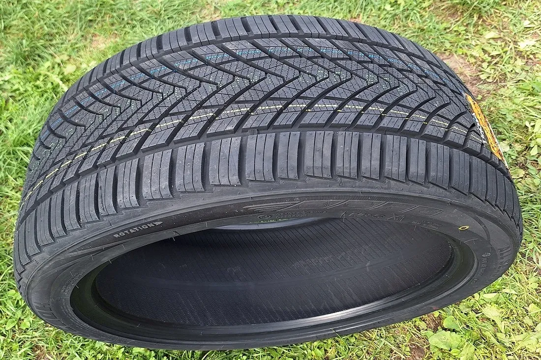 235-45-r21-nowe-opony-caloroczne-oryginal-4season-xl-4szt