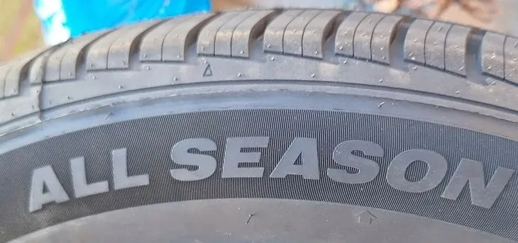 235-45-r21-nowe-opony-caloroczne-oryginal-4season-xl-4szt-rok-produkcji-2025