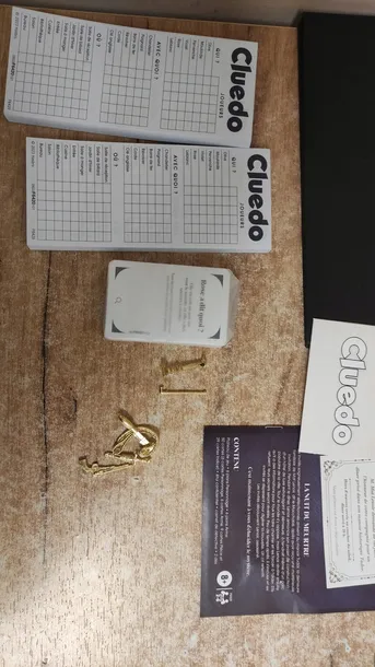 gra-planszowa-hasbro-cluedo-wydawca-inny