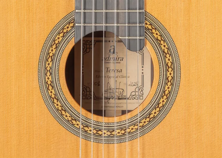 admira-teresa-gitara-klasyczna-kod-producenta-l0040106