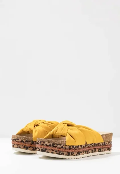 bullboxer-klapki-37-kod-producenta-498afs-049