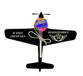 samolot-na-lizaka-prezent-na-dzien-chlopaka-grawer