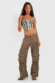 kc43218-boohoo-goresetowy-crop-top-imitacja-skory-zwierzecy-wzor-l