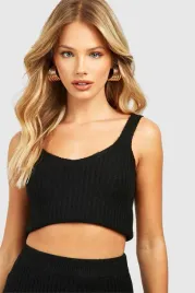 lc81315-boohoo-dzianinowy-krotki-top-prazki-ramiaczka-l