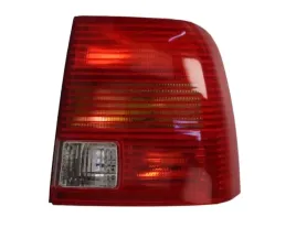 volkswagen-passat-b5-96-00-sedan-lampa-tylna-prawa