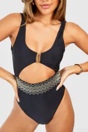 fc23121-boohoo-kostium-kapielowy-z-wycieciem-zdobiony-pas-20-xl