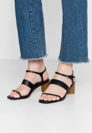 t25402-topshop-wide-fit-dita-sandaly-na-obcasie-20-39