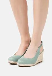 j94102-anna-field-czolenka-espadryle-18-41