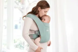 nosidelko-ergobaby-embrace-miekkie-od-urodzenia-k36