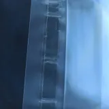 woreczki-foliowe-na-ubrania-przezroczyste-torebki-pakowne-klej-45x60-200sz-rodzaj-zamkniecia-z-tasma-klejaca