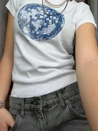 dc25311-shein-bialy-t-shirt-z-nadrukiem-okragly-dekolt-krotki-rekaw-11-s