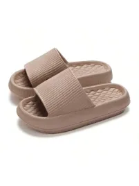 t13203-shein-klapki-bezowe-na-platformie-9-40