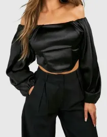 cc16214-boohoo-czarny-satynowy-top-z-odkrytymi-ramionami-47-s