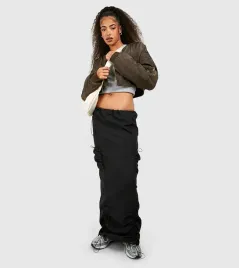cc54110-boohoo-spodnica-maxi-z-marszczeniemi-kieszenie-45-l