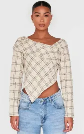 cc54203-prettylittlething-asymetryczna-bluzka-w-kratke-45-xl