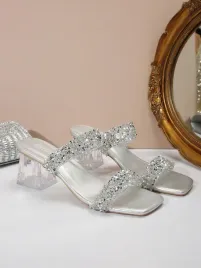 t13216-shein-bogato-zdobione-klapki-na-obcasie-srebrne-40-41