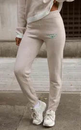 t41103-spodnie-dresowe-dzianinowe-haft-prettylittlething-10-s