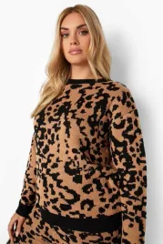 ic07201-boohoo-kontrastowy-sweter-wzor-zwierzecy-3xl