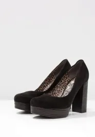 a23123-kennel-schmenger-amina-czolenka-38