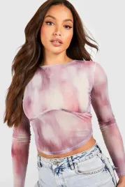 dc36314-boohoo-tall-bluzka-z-dlugim-rekawem-abstrakcja-m