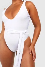 ic64213-boohoo-bialy-kostium-kapielowy-wiazanie-4xl