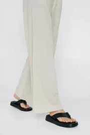 dc47202-nasty-gal-czarne-japonki-38