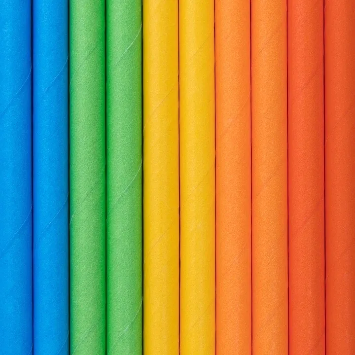 kubeczki-papierowe-klocki-urodzinowe-6szt