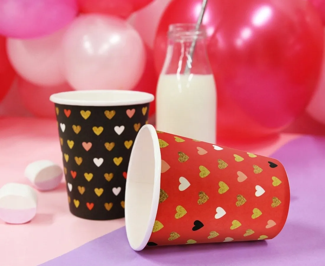 kubeczki-papierowe-walentynki-xoxo-250-ml-6-szt