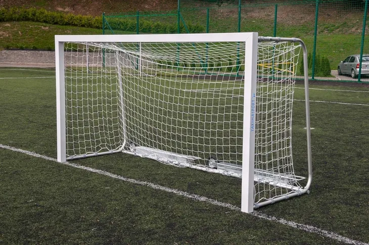 bramka-pilkarska-3x155-m