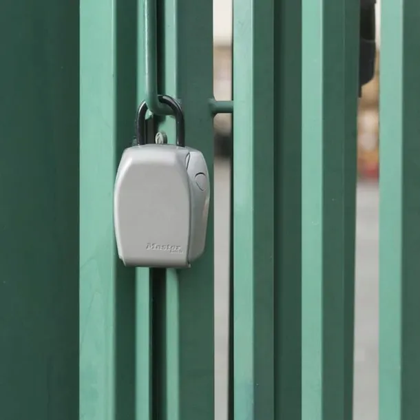 sejf-na-klucze-master-lock-5414eurd-szary-kolor-wielokolorowy