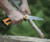 fiskars-pila-do-galezi-xtrac-s-stan-nowy
