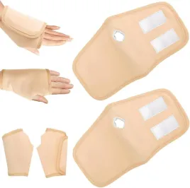 olej-rycynowy-oklad-dlonie-olejku-rycynowego-wspomaga-sen-eliminuje-toksyny