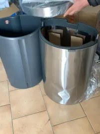 brabantia-touch-bin-40-45-l
