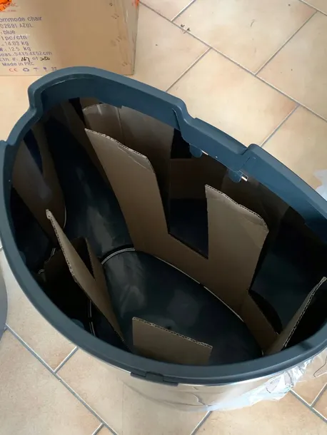 brabantia-touch-bin-40-45-l