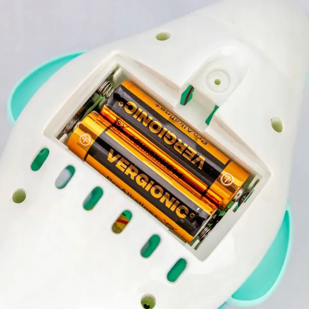 maszyna-pistolet-do-baniek-bazooka-banki-mydlane-wiek-dziecka-3-lata