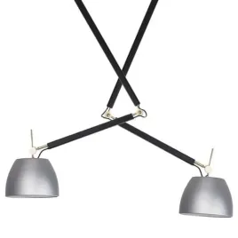 metalowa-lampa-wiszaca-zyta-reflektorki-czarne-aluminium