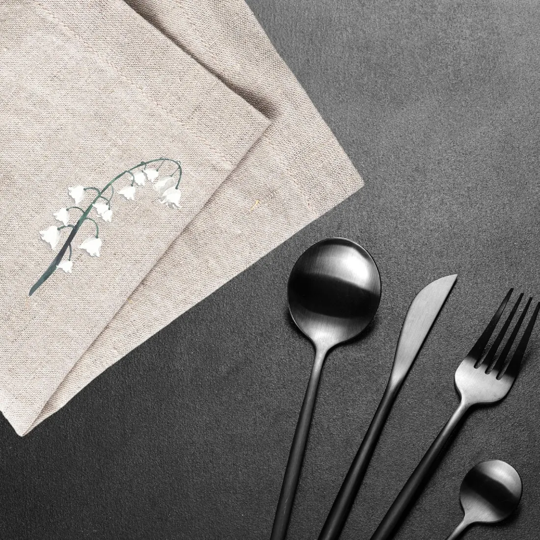 farba-do-tkanin-phoenix-59-ml-white-10