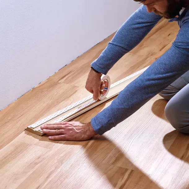 tasma-dwustronna-tesa-pro-mounting-do-tapet-15m-stan-nowy