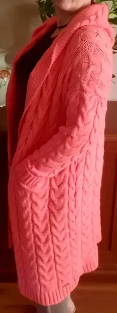 sweter-damski-kardigan-bastet-wzor-dominujacy-bez-wzoru