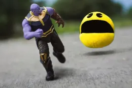 thanos-vs-pacman-plakat-30x20-cm