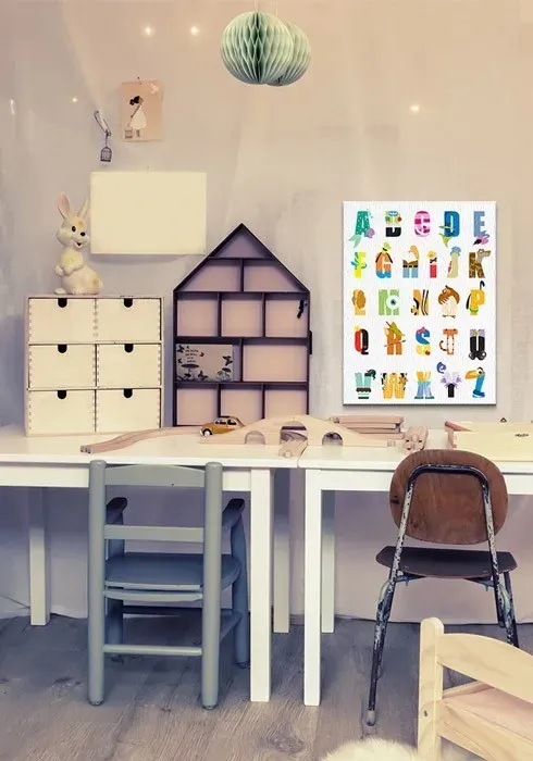 disney-alphabet-obraz-na-plotnie-30x40-cm-stan-nowy