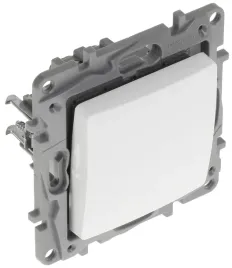 lacznik-krzyzowy-le-764504-niloe-10-a-legrand