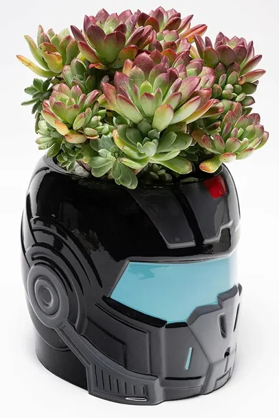doniczka-oslonka-helm-n7-mass-effect-marka-bez-marki-rodzaj-gadzetu-gamingowy-ksiazkowy-komiksowy