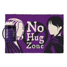 wycieraczka-no-hug-zone-wednesday