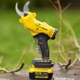 sekator-akumulatorowy-v20-stanley-fatmax-sfmcpp32b-zasilanie-elektryczne-akumulatorowe-maksymalna-grubosc-cietej-galezi-32-mm