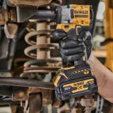 klucz-udarowy-2x17ah-powerstack-dewalt-dcf921e2t-marka-dewalt-moc-1-w