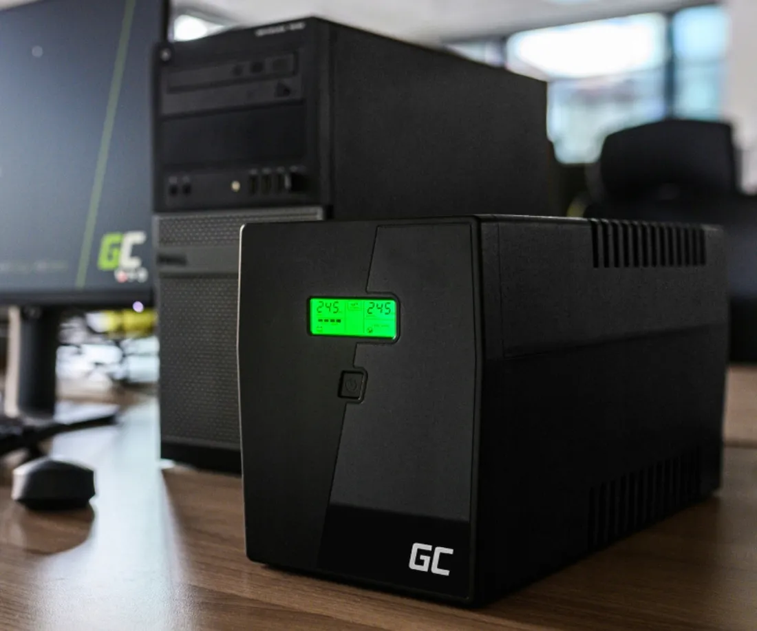 zasilacz-ups-ups09-2000-va-green-cell