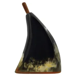 tabakiera-kaszubska-z-rogu-tabakierka-prosta-tabaka-rog-rekodzielo